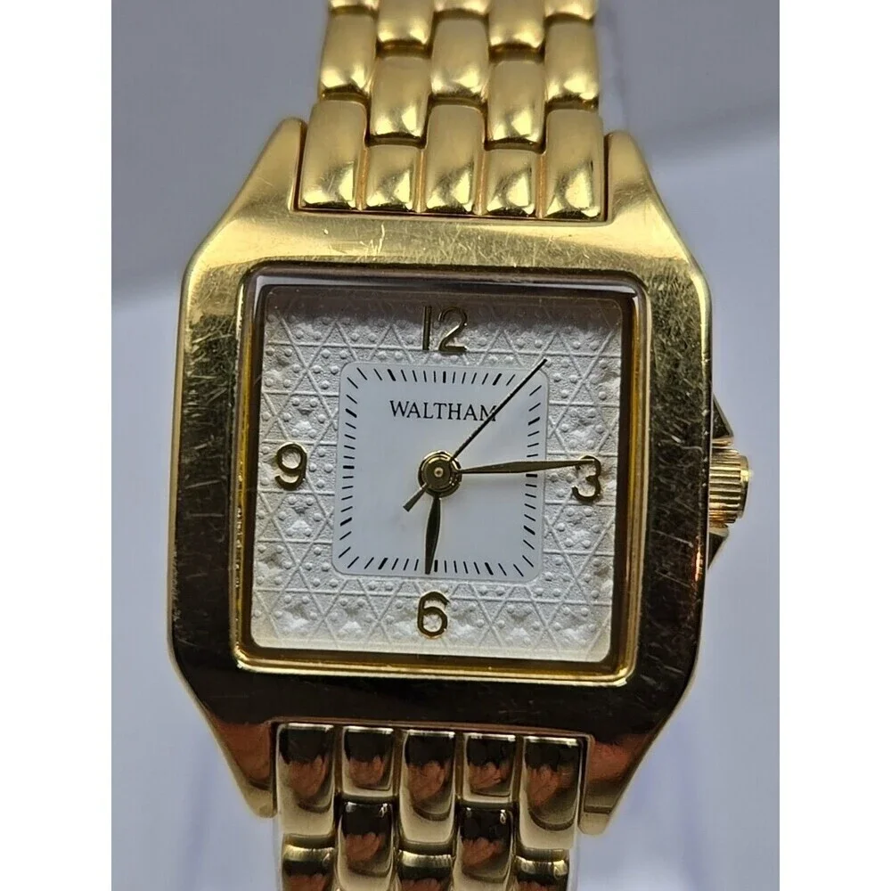 Waltham WAW045 Gold Tone Square Quartz Womens Watch New Battery Size Small